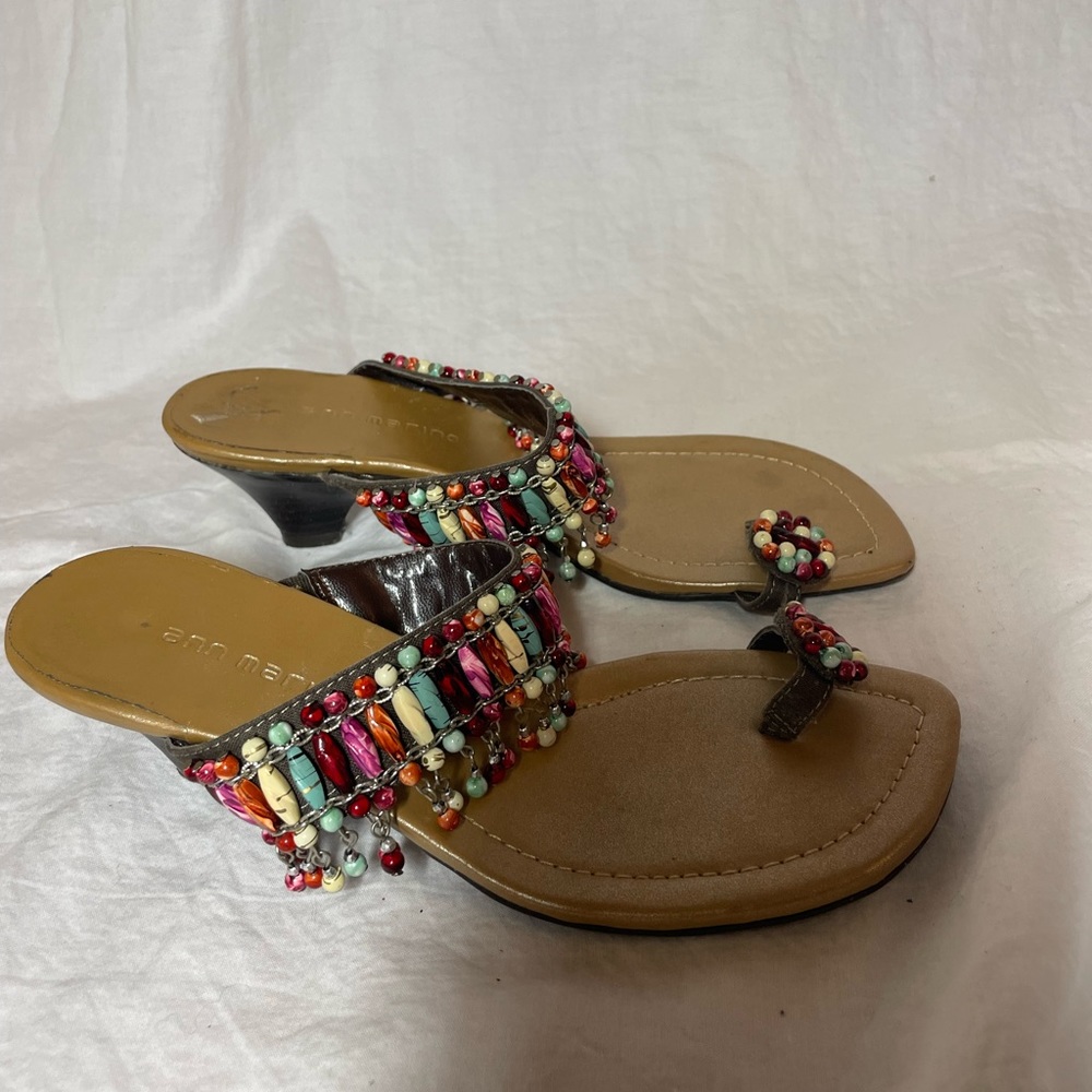 Size 5 Ann Marino Jewel Heels